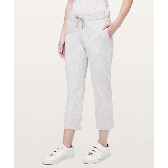 Lululemon cropped pants - Picture 1 of 4